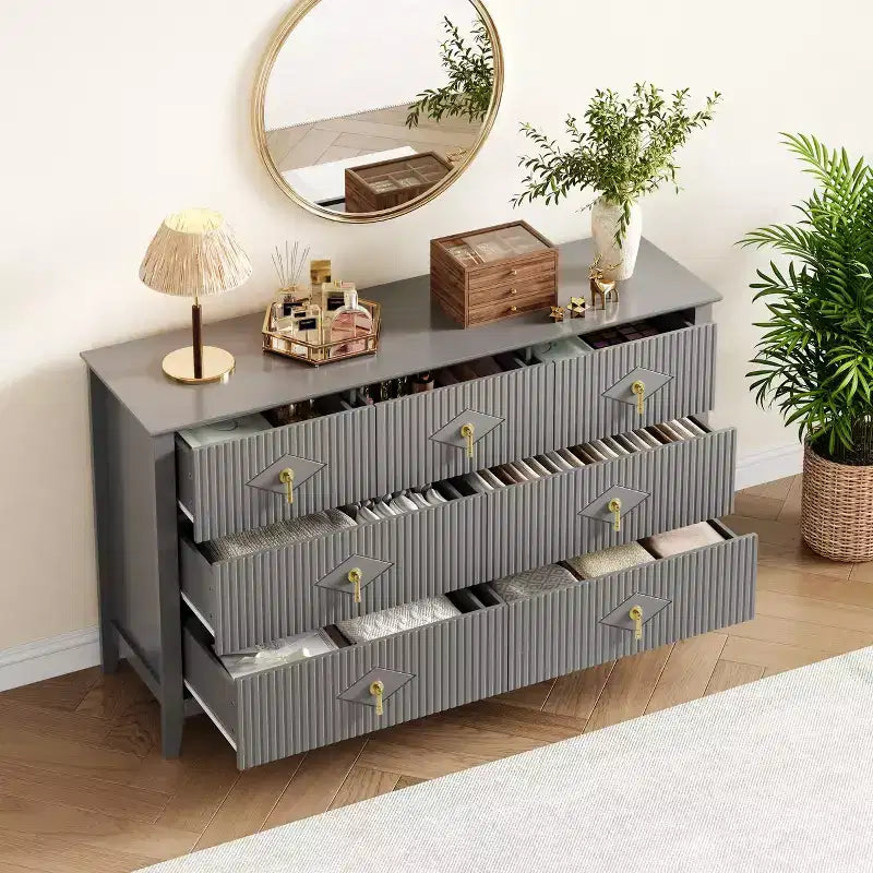 Commode de chambre à 7 tiroirs, commode en bois de 54 po de large avec poignées métalliques, organisateur de rangement pour vêtements cannelé, meuble TV de commode pour couloir