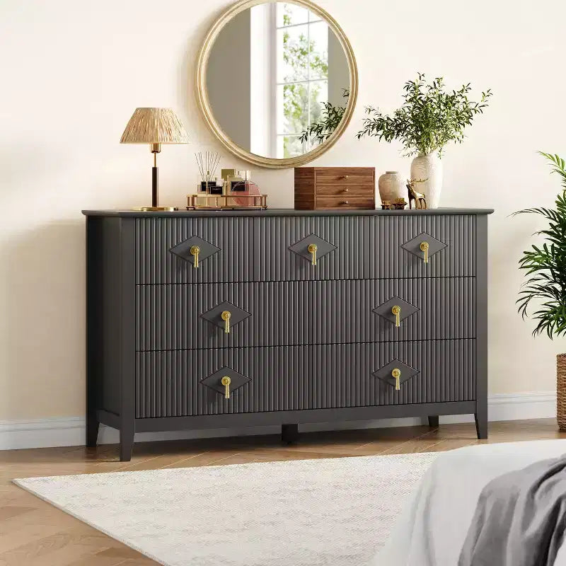 Commode de chambre à 7 tiroirs, commode en bois de 54 po de large avec poignées métalliques, organisateur de rangement pour vêtements cannelé, meuble TV de commode pour couloir