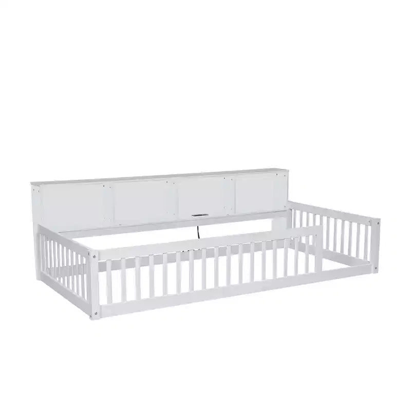 Lit de plancher Montessori pour enfants avec bibliothèque, lit de plancher simple XL avec station de charge, cadre de lit de plancher avec barrières de sécurité pour enfants, blanc