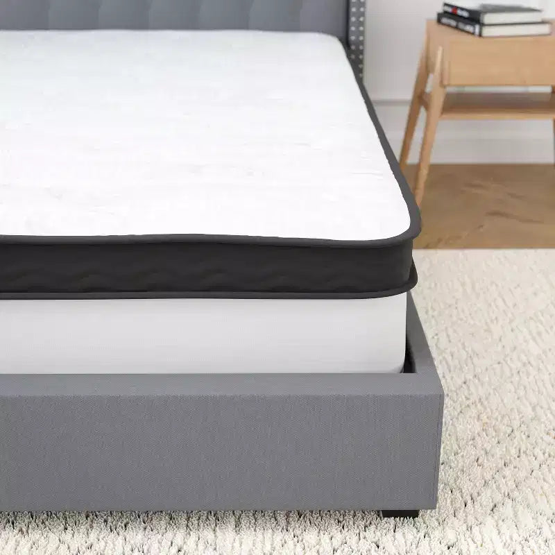 Matelas hybride de 30 cm avec ressorts ensachés individuellement et mousse à mémoire de forme.
